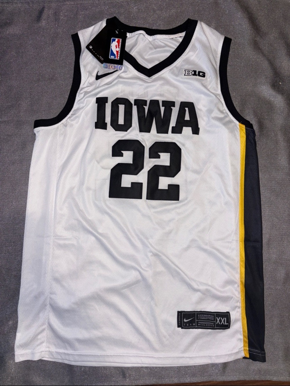 Brand New Nike Caitlin Clark Iowa Basketball Jersey #22 size XXL